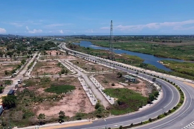Giao dịch nhà đất tại Quảng Ngãi tăng mạnh 4 Lượng giao dịch nhà đất tại Quảng Ngãi đang tăng mạnh.