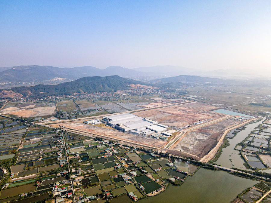 Tập đoàn Amata thực hiện lời hứa đưa KCN Sông Khoai thành điểm đến đầu tư bền vững 7 Hạ tầng KCN Amata Hạ Long - KCN Sông Khoai của Tập đoàn Amata hiện là KCN có sức hút đầu tư tốt nhất Khu kinh tế ven biển Quảng Yên.