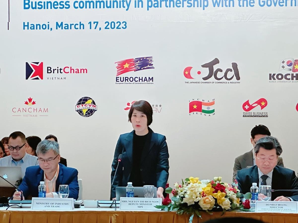 VBF 2023: Cộng đồng doanh nghiệp có vai trò lớn trong thực hiện mục tiêu tăng trưởng xanh 22 Thứ trưởng Bộ KH&ĐT Nguyễn Thị Bích Ngọc,