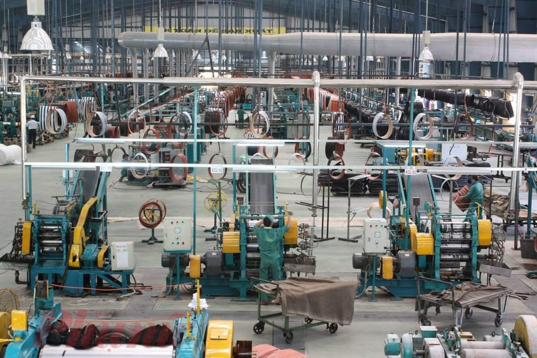 Đà Nẵng: Khả năng chống chịu bị bào mòn, doanh nghiệp rút khỏi thị trường tăng
