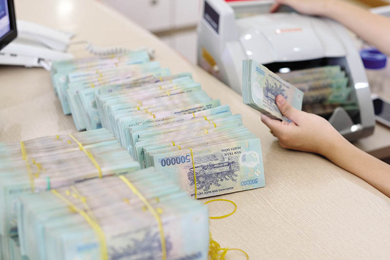 Gói hỗ trợ lãi suất 2%: Cử tri và Thống đốc đều kêu khó 15 Khó khăn phủ bóng lên lợi nhuận ngân hàng