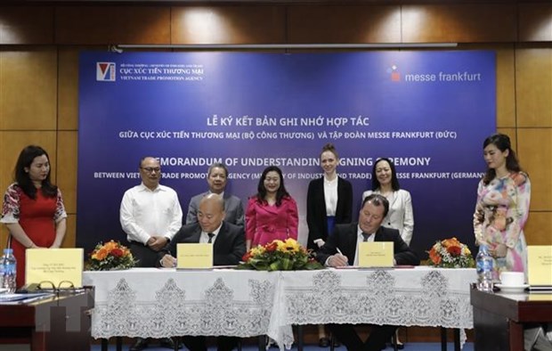 Tăng cường xúc tiến thương mại giữa doanh nghiệp Việt Nam và quốc tế 12