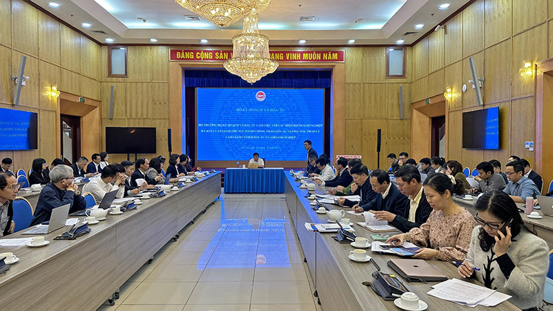 Chưa thấy đáy khó khăn, doanh nghiệp đầu tư cầm chừng 11 2 1
