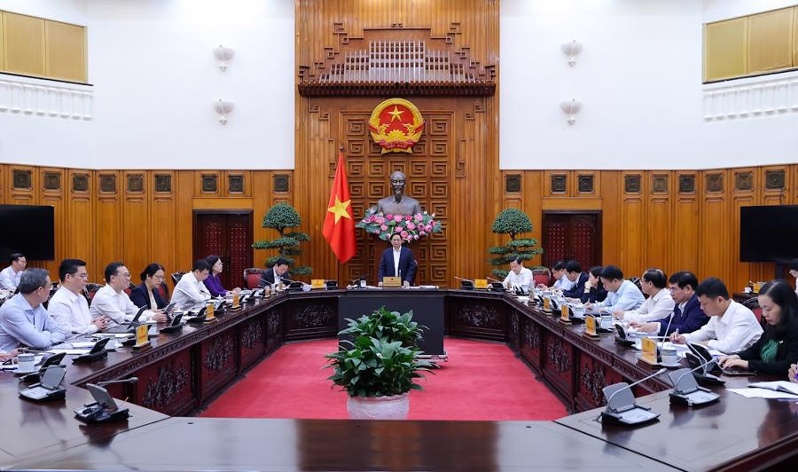 Thủ tướng đưa ra nhiều chỉ đạo quan trọng để khơi thông thị trường tài chính, trái phiếu doanh nghiệp và bất động sản 2 img8534 1682414022640755242622