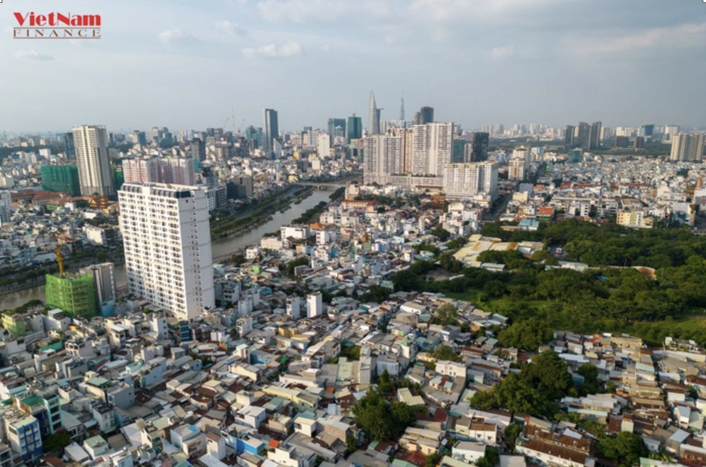 Nghịch lý đầu tư căn hộ: Chủ dự án liên tục tăng giá, khách đầu cơ cắt lỗ tháo chạy 1 căn hộ