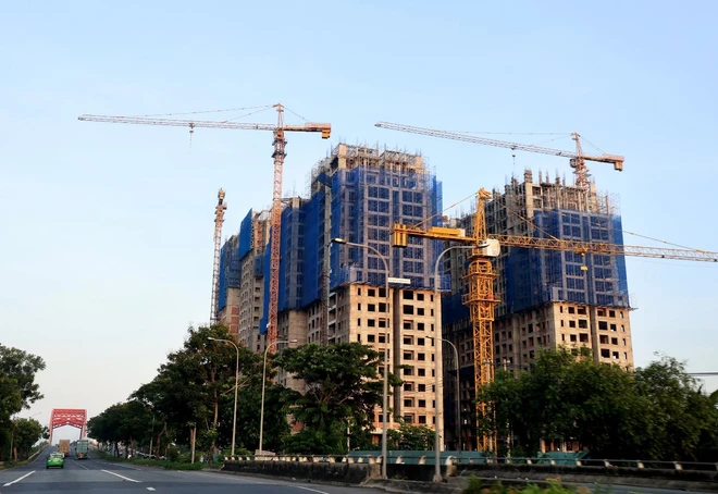 Doanh nghiệp bất động sản tiếp tục bị “trói” vì tình trạng thiếu vốn 2 doanh nghiệp
