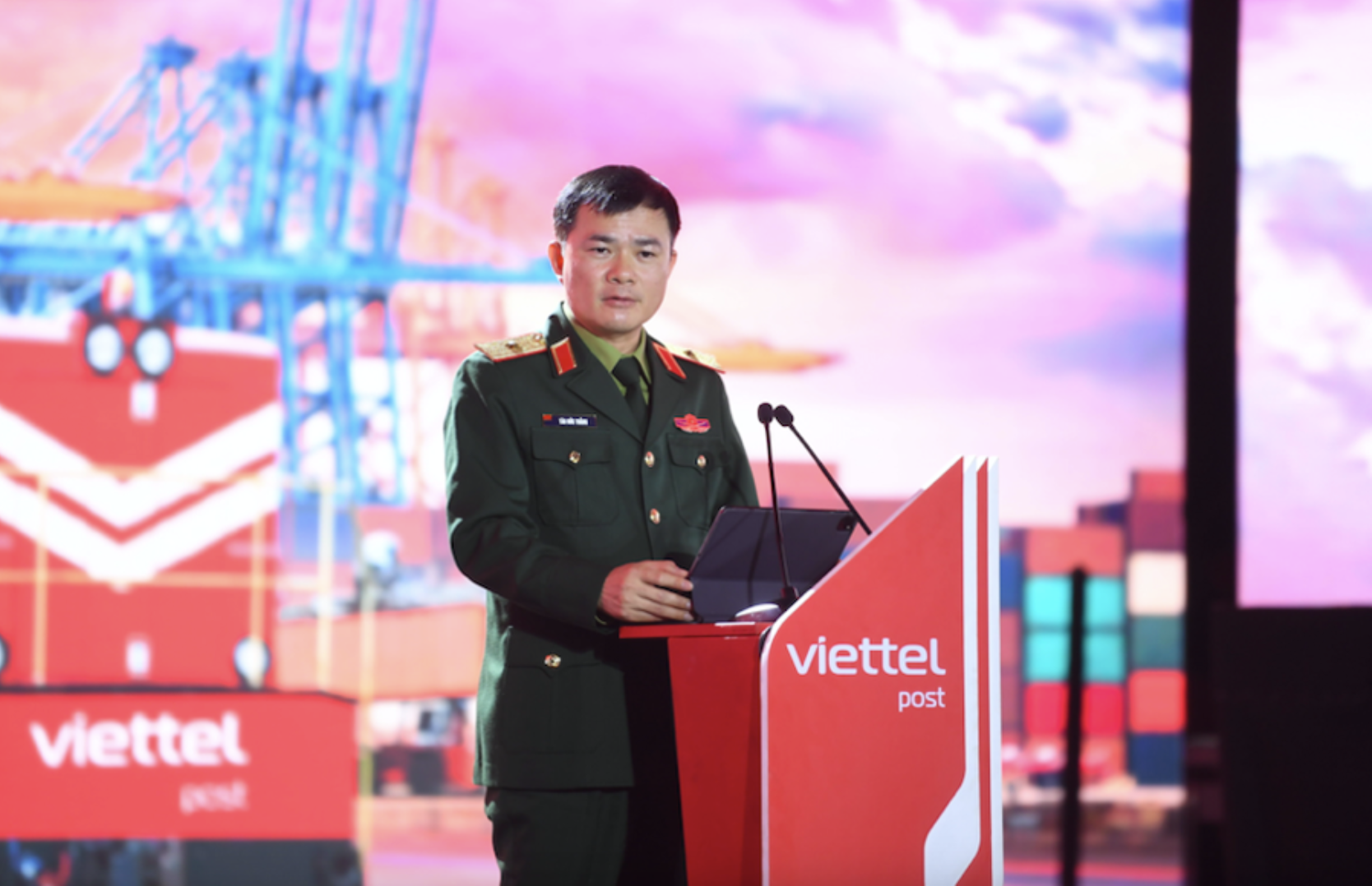 Bước đầu xây dựng hạ tầng logistics thông minh tại Việt Nam, trở thành trung tâm logistics của khu vực và thế giới 2 Anh man hinh 2024 01 18 luc 10.38.04