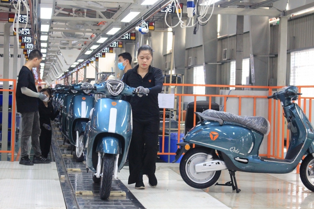 Trung Quốc dẫn đầu về số dự án đăng ký mới vào Việt Nam trong 7 tháng đầu năm 2024 7 1124 7498